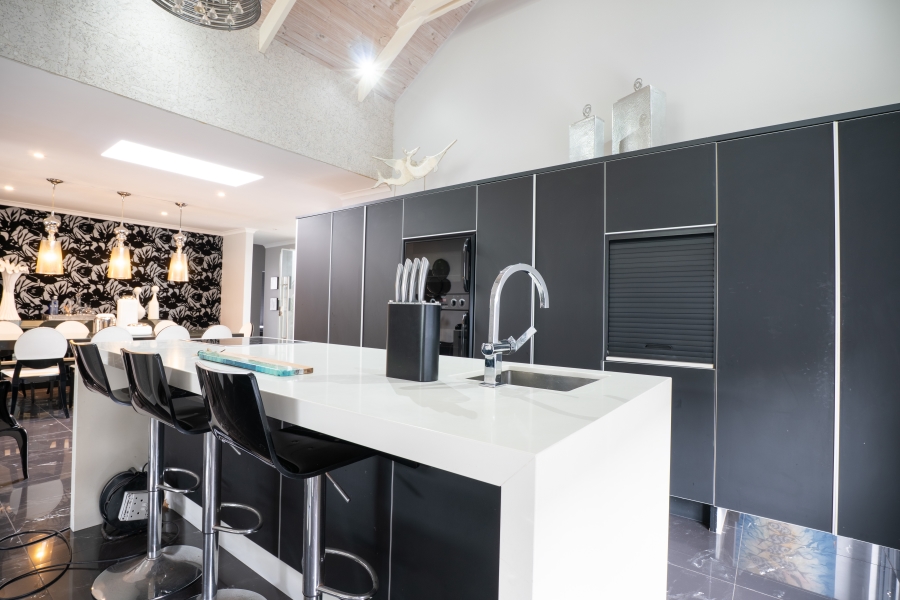 3 Bedroom Property for Sale in Lake Michelle Western Cape